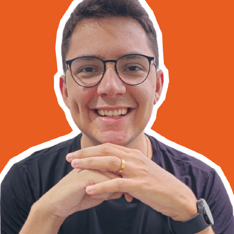 Natan Cardoso sorrindo